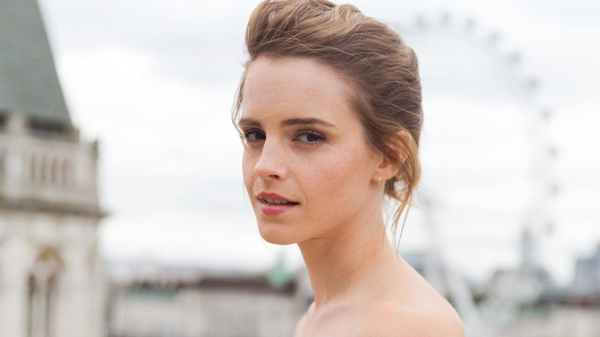 爱游戏全站-博洛尼亚锋线拉扯带动全队节奏变化，博洛尼亚足球